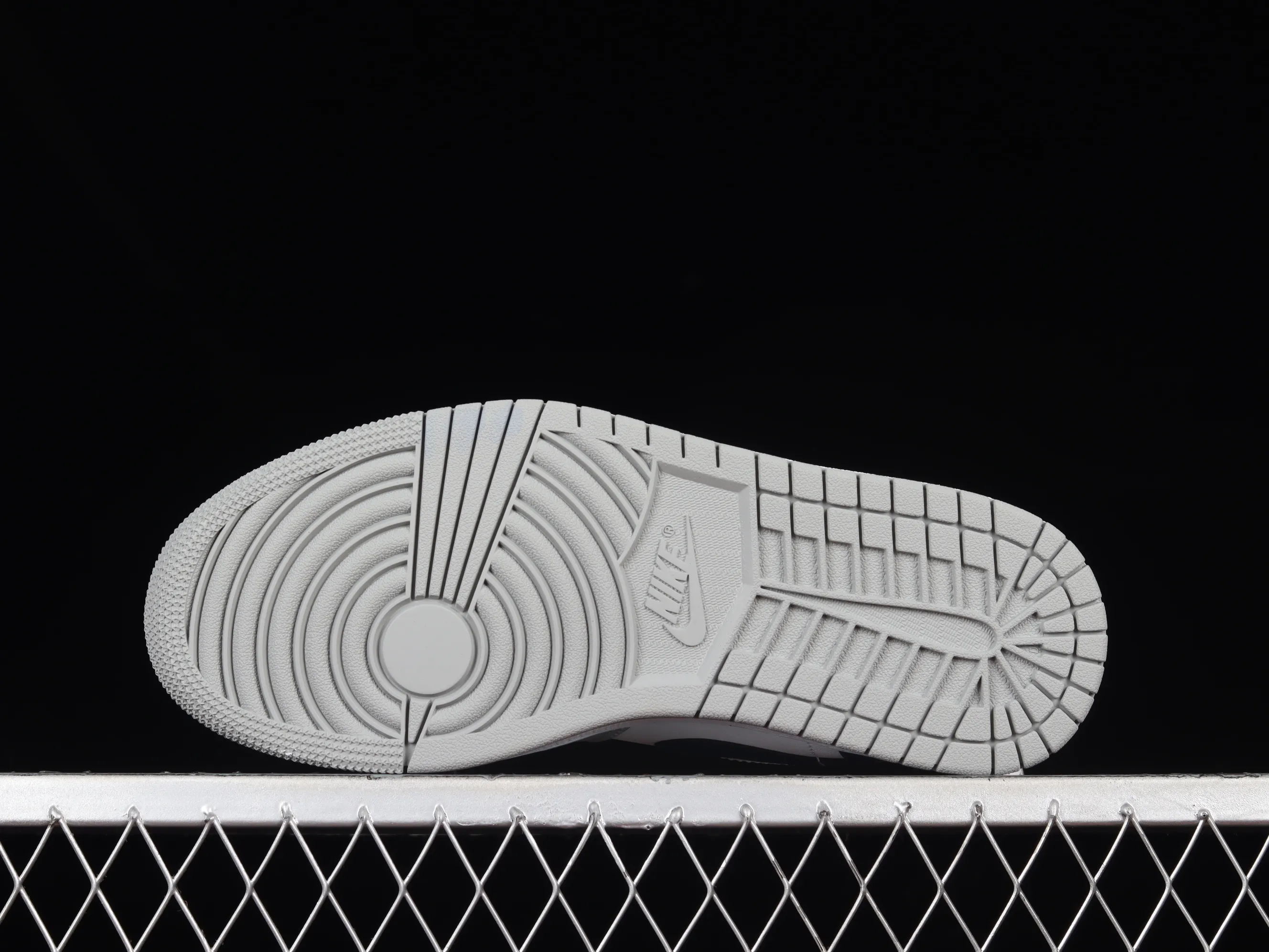 All categories Air Jordan Jordan series basketball shoes Air Jordan 1 Low Air Jordan 1 Low AJ1 Joe 1 cement blue DC0774-042